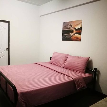 Duangdren Apartment Chiang Mai Esterno foto